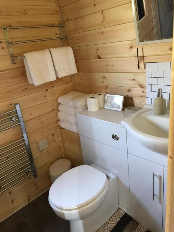 Oak Lodge Pods ローストフト エクステリア 写真